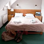 Gorski Czarna Gora Hotel 2*