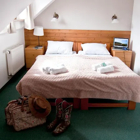 Gorski Czarna Gora Hotel 2*